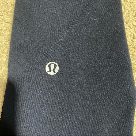 Lululemon straight leg legging navy - Picture 4 of 5